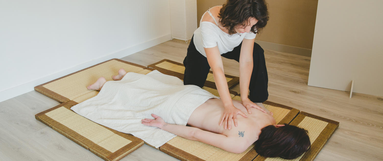 massage ajusté sur femme