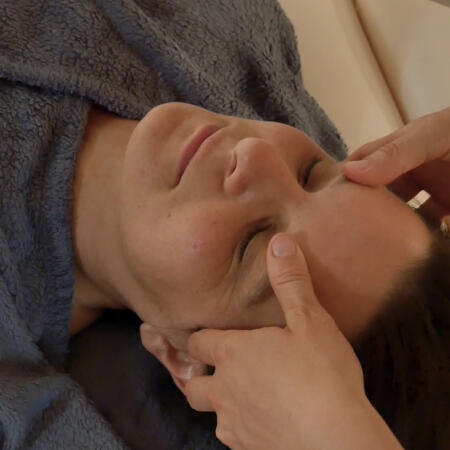massage relaxant du visage